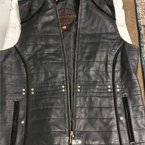 Quadra Women's Black Leather Vest